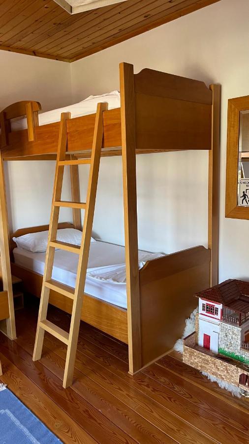 Ana Rest House Hostel Берат Экстерьер фото